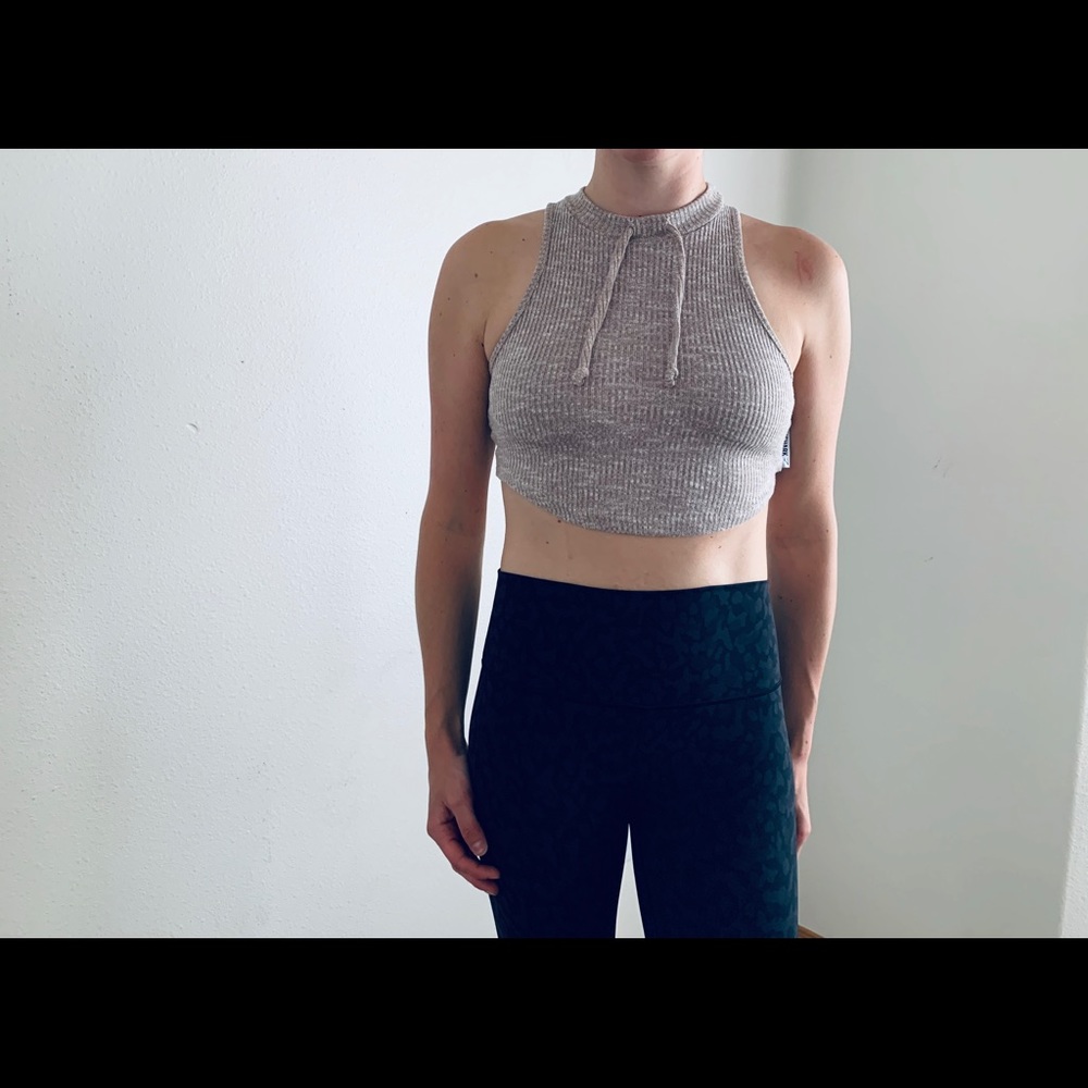 New Gymshark Crop Top - Picture 2 of 8